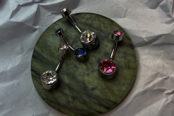 Bijuterii din titan pentru piercing