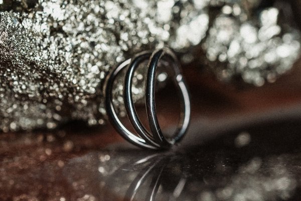 Bijuterii din titan pentru piercing