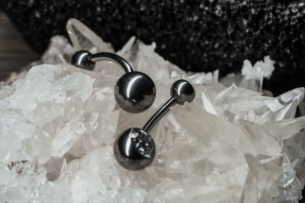 Bijuterii din titan pentru piercing